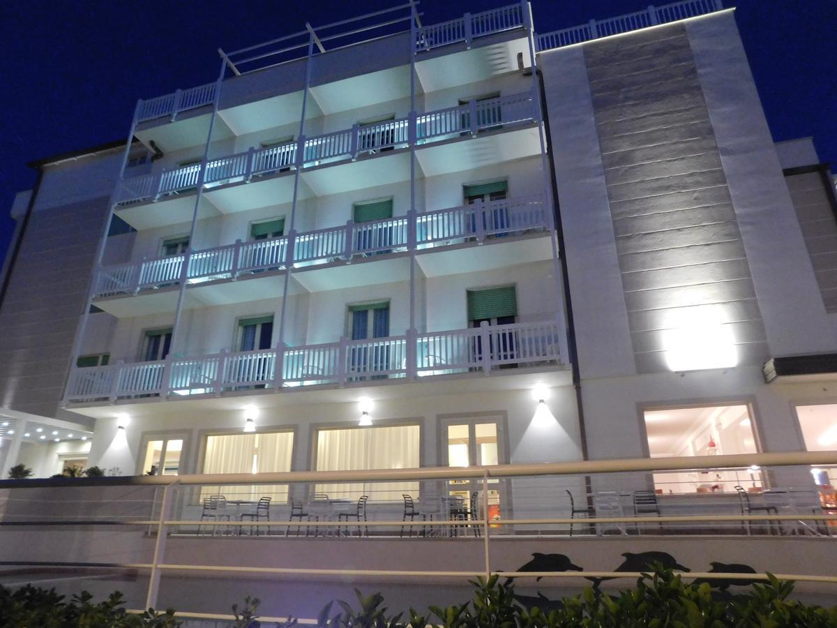 Hotel Oceano Marina di Pietrasanta Bagian luar foto