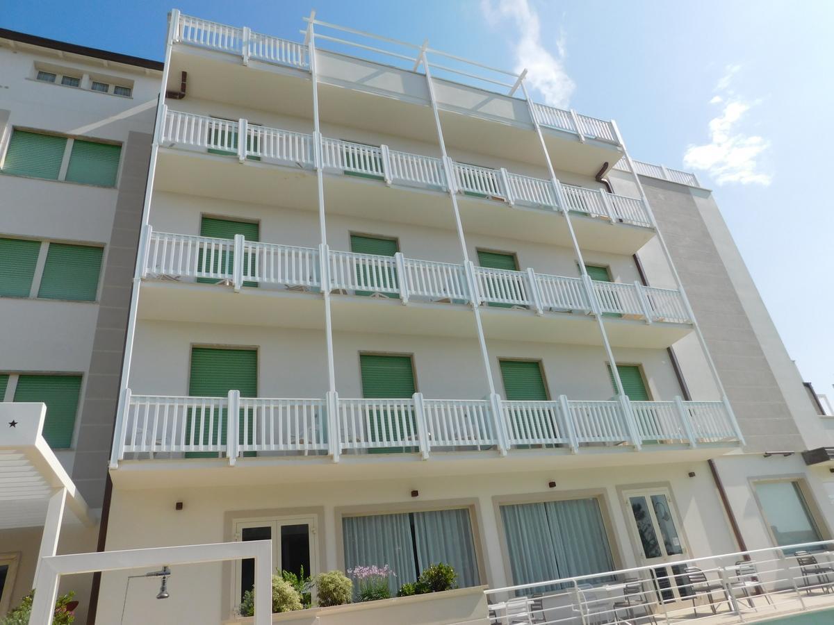 Hotel Oceano Marina di Pietrasanta Bagian luar foto